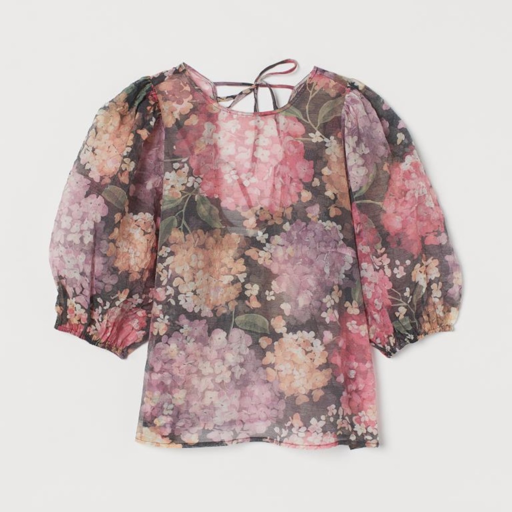 ✅️SOLD H&M Sheer Floral Balloon Sleeve Top, M
